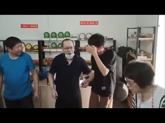 Wszystkiego najlepszego dla Jima. Pokaż też, że Boke to szczęśliwa rodzina.